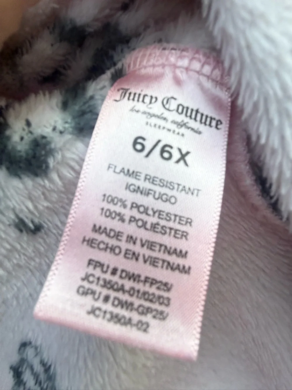 Juicy Couture Girls Pink Plush Hooded One Piece Pajamas Size 6/6X Y2K